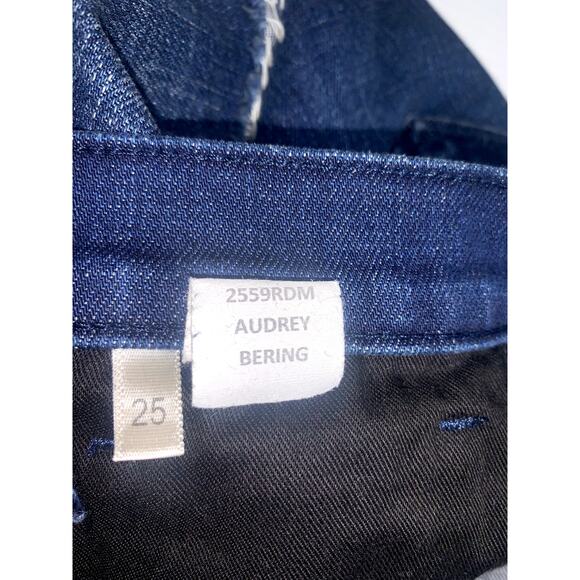 L'Agence Women's Blue Audrey Denim Shorts Size 25 - Picture 11 of 13